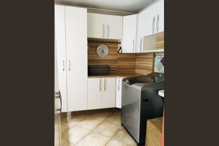 Casa à venda com 150m², 3 quartos e 2 vagas