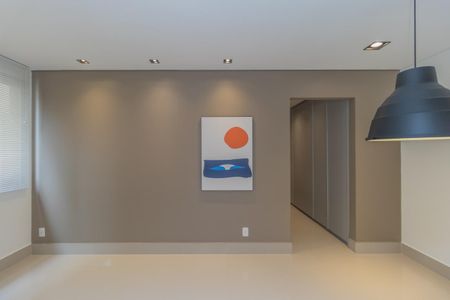 Apartamento à venda com 70m², 2 quartos e 2 vagasFoto 03