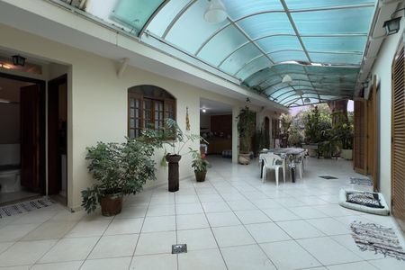 Casa para alugar com 575m², 3 quartos e 5 vagasÁrea externa