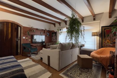 Casa para alugar com 575m², 3 quartos e 5 vagasSala