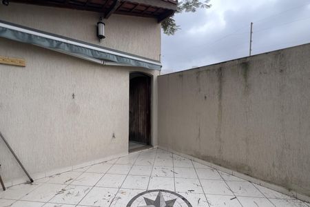 Edícula de casa à venda com 3 quartos, 575m² em Vila Galvão, Guarulhos