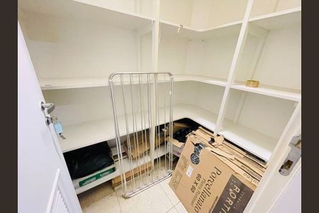Apartamento à venda com 366m², 4 quartos e 5 vagas