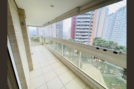 Apartamento à venda com 366m², 4 quartos e 5 vagas