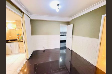 Apartamento à venda com 366m², 4 quartos e 5 vagas