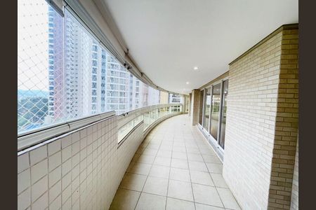 Apartamento à venda com 366m², 4 quartos e 5 vagas