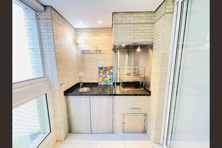 Apartamento à venda com 366m², 4 quartos e 5 vagas