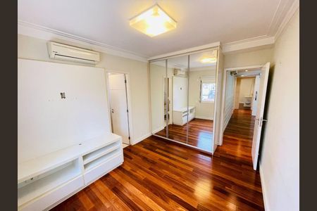 Apartamento à venda com 366m², 4 quartos e 5 vagas