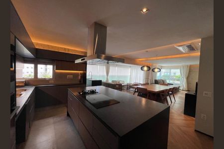 Apartamento à venda com 468m², 4 quartos e 4 vagas