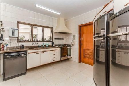 Apartamento à venda com 200m², 4 quartos e 2 vagas