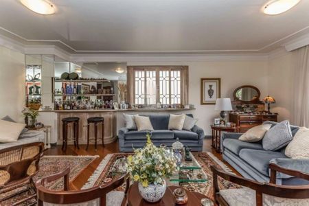 Apartamento à venda com 200m², 4 quartos e 2 vagas