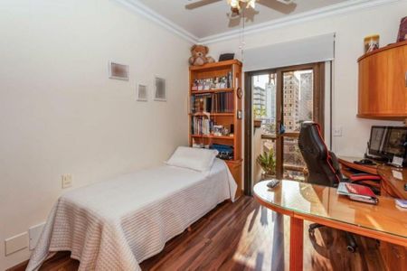 Apartamento à venda com 200m², 4 quartos e 2 vagas