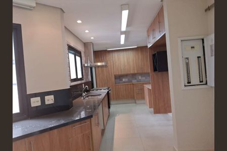 Apartamento à venda com 247m², 4 quartos e 4 vagas
