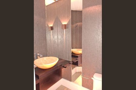 Apartamento à venda com 247m², 4 quartos e 4 vagas