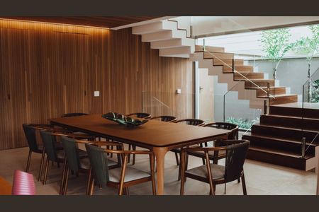 Casa à venda com 560m², 4 quartos e 4 vagas