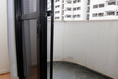 Apartamento à venda com 80m², 2 quartos e 1 vaga