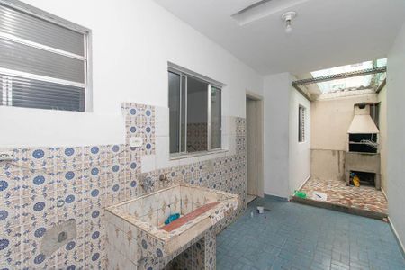 Casa para alugar com 112m², 2 quartos e 2 vagas Casa para alugar com 112m², 2 quartos e 2 vagasÁrea de Serviço