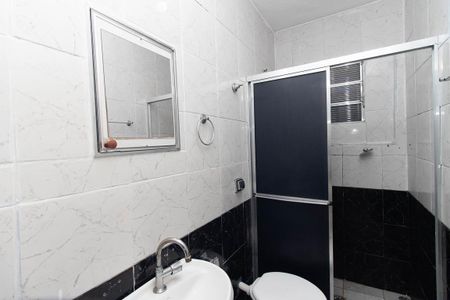Casa para alugar com 112m², 2 quartos e 2 vagas Casa para alugar com 112m², 2 quartos e 2 vagasBanheiro social