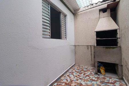 Casa para alugar com 112m², 2 quartos e 2 vagas Casa para alugar com 112m², 2 quartos e 2 vagasChurrasqueira
