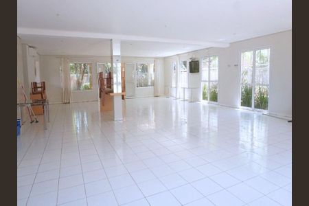 Casa de condomínio à venda com 96m², 3 quartos e 2 vagas