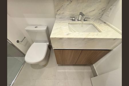 Studio para alugar com 32m², 1 quarto e sem vaga Studio para alugar com 32m², 1 quarto e sem vagaBanheiro
