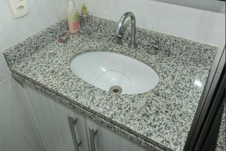 Apartamento à venda com 127m², 3 quartos e 5 vagas Apartamento à venda com 127m², 3 quartos e 5 vagasBanheiro da Suíte 2