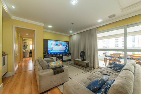 Apartamento à venda com 127m², 3 quartos e 5 vagas Apartamento à venda com 127m², 3 quartos e 5 vagasSala