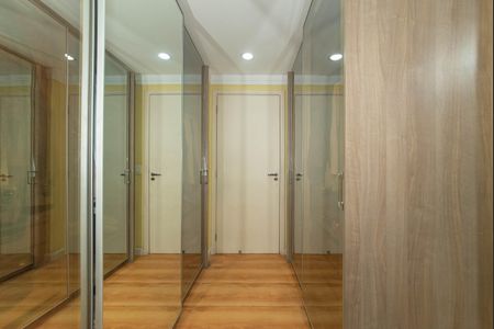 Apartamento à venda com 127m², 3 quartos e 5 vagas Apartamento à venda com 127m², 3 quartos e 5 vagasSuite 3