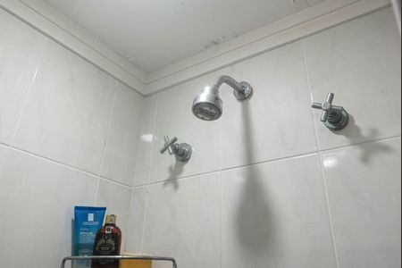 Apartamento à venda com 127m², 3 quartos e 5 vagas Apartamento à venda com 127m², 3 quartos e 5 vagasBanheiro da Suíte 2
