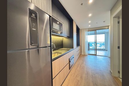 Studio para alugar com 32m², 1 quarto e 1 vaga Studio para alugar com 32m², 1 quarto e 1 vagaStudio
