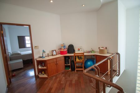Casa à venda com 307m², 3 quartos e 2 vagas