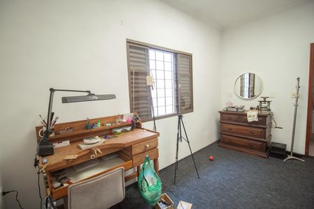 Casa à venda com 307m², 3 quartos e 2 vagas