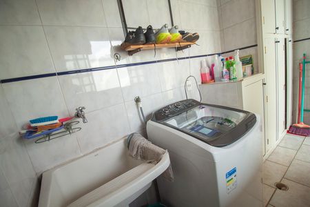 Casa à venda com 307m², 3 quartos e 2 vagas