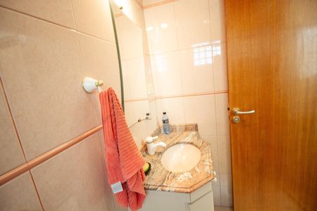 Casa à venda com 307m², 3 quartos e 2 vagas