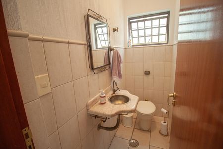 Casa à venda com 307m², 3 quartos e 2 vagas