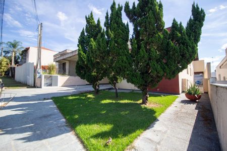Casa de condomínio para alugar com 240m², 3 quartos e 4 vagas Casa de condomínio para alugar com 240m², 3 quartos e 4 vagasFachada