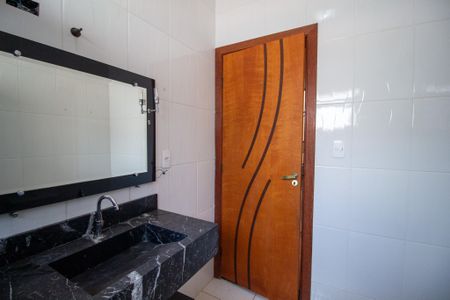 Casa de condomínio para alugar com 240m², 3 quartos e 4 vagas Casa de condomínio para alugar com 240m², 3 quartos e 4 vagasBanheiro