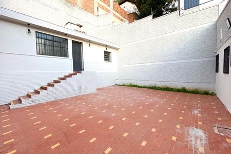 Casa para alugar com 400m², 5 quartos e 2 vagas Casa para alugar com 400m², 5 quartos e 2 vagasQuintal