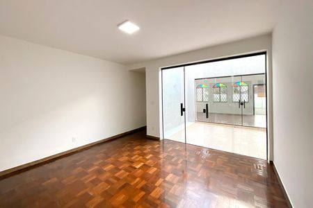 Sala de Estar de casa para alugar com 5 quartos, 400m² em Serra, Belo Horizonte