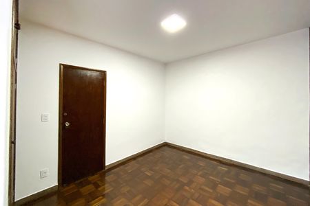 Casa para alugar com 400m², 5 quartos e 2 vagas Casa para alugar com 400m², 5 quartos e 2 vagasQuarto 2