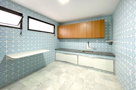 Casa para alugar com 400m², 5 quartos e 2 vagas Casa para alugar com 400m², 5 quartos e 2 vagasCozinha