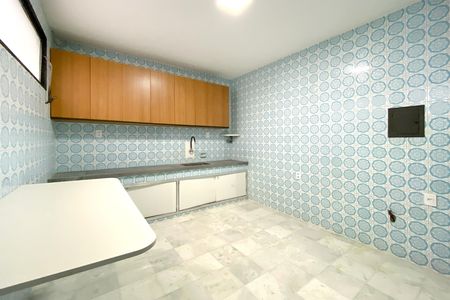 Casa para alugar com 400m², 5 quartos e 2 vagas Casa para alugar com 400m², 5 quartos e 2 vagasCozinha