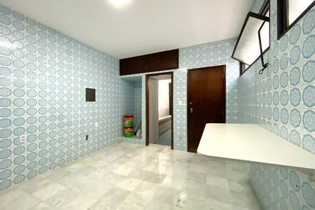 Casa para alugar com 400m², 5 quartos e 2 vagas Casa para alugar com 400m², 5 quartos e 2 vagasCozinha