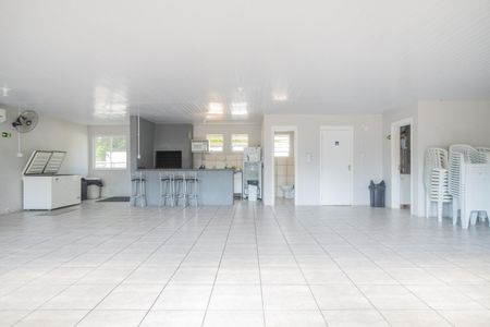 Apartamento à venda com 42m², 2 quartos e 1 vaga Apartamento à venda com 42m², 2 quartos e 1 vagaÁrea comum - Salão de festas