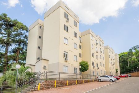 Apartamento à venda com 42m², 2 quartos e 1 vaga Apartamento à venda com 42m², 2 quartos e 1 vagaFachada