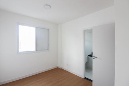 Apartamento para alugar com 113m², 4 quartos e 3 vagasSuíte