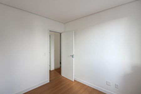 Apartamento para alugar com 113m², 4 quartos e 3 vagasQuarto 2