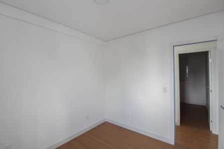 Apartamento para alugar com 113m², 4 quartos e 3 vagasQuarto 2