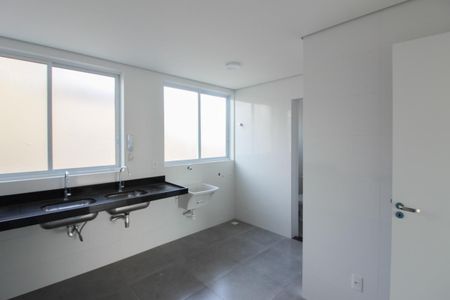 Apartamento para alugar com 113m², 4 quartos e 3 vagasCozinha e Área de Serviço