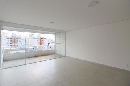 Apartamento para alugar com 113m², 4 quartos e 3 vagasSala