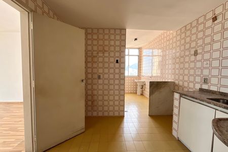 Apartamento à venda com 80m², 1 quarto e 2 vagas Apartamento à venda com 80m², 1 quarto e 2 vagasCozinha